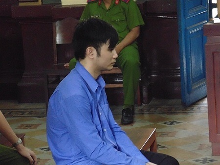 Bị siết cổ, cô gái may mắn thoát chết, gã trai lĩnh 23 năm tù