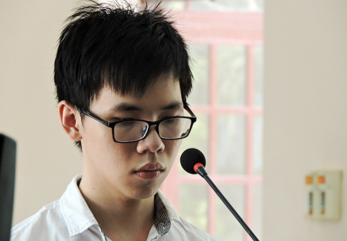 Bị hành hung, nam thanh niên đâm chết người va chạm giao thông