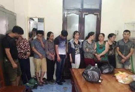 Triệt phá sới bạc cung cấp cả dịch vụ “tín dụng đen”