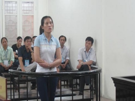 Nữ kế toán trộm con dấu của công ty để đi lừa đảo