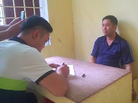 Nhiều lần bị 