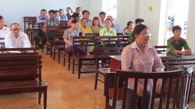 Nguyên kế toán TAND huyện bị