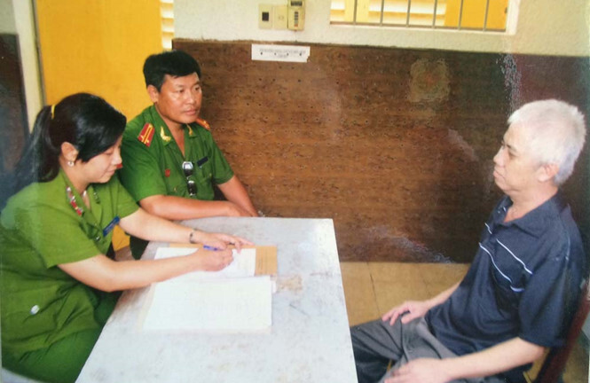 Cựu công an lừa hàng chục vụ xin vào ngành công an