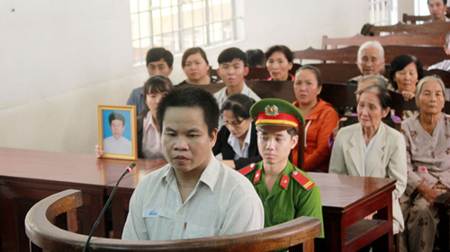 Án tử cho kẻ giết người cướp tài sản để đặt chân vào 