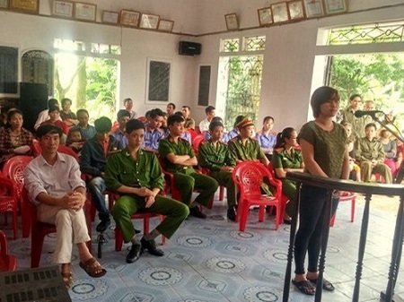 Cô gái trẻ trốn nã vẫn lừa đảo qua mạng