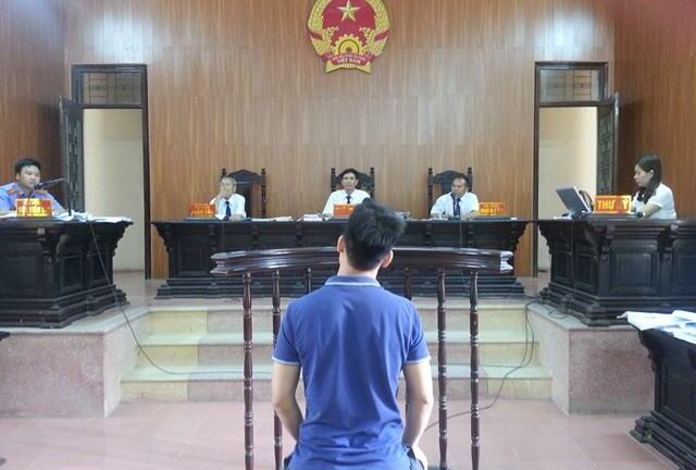 Xử vụ xe viện kiểm sát tai nạn liên hoàn: Trả hồ sơ lần 4