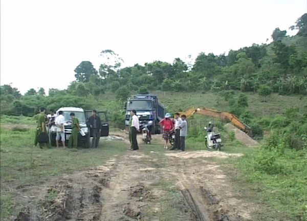 Gia Lai: Bắt quả tang một vụ khai thác cát “lậu” quy mô lớn