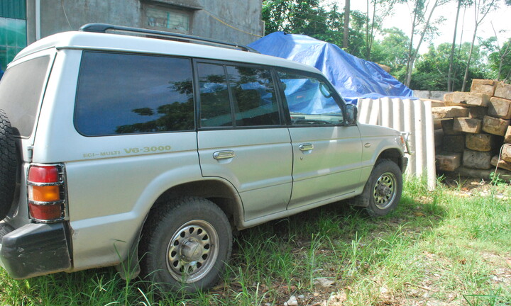 Nghi vấn lãnh đạo đồn biên phòng chở gỗ lậu