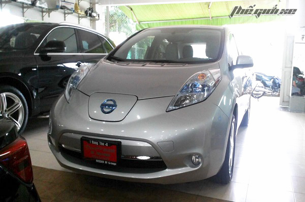 Xe điện Nissan Leaf đầu tiên về Việt Nam, giá 1,55 tỷ đồng