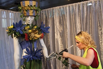 Giới trẻ chật vật kinh doanh thời trang