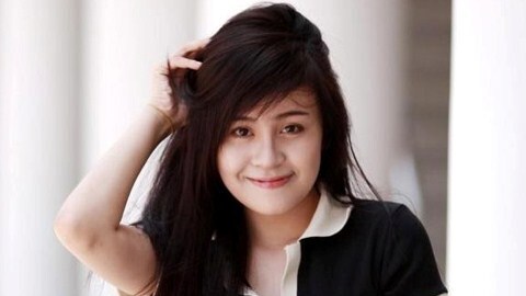 Trước khi nổi loạn, Bà Tưng ra sao?