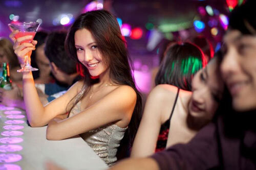 Hư hỏng nên phải lấy chồng