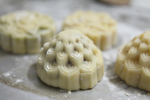 Trào lưu làm bánh Trung Thu handmade gây sốt trong giới trẻ