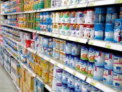Sữa nhập ngoại: Giá bán lẻ gấp 5 lần giá nhập khẩu