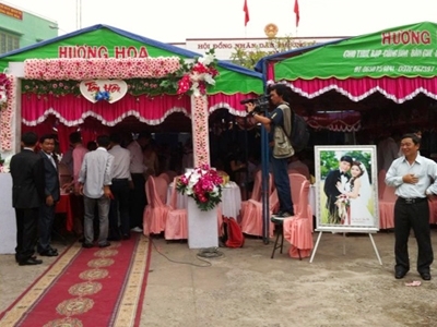 Bí thư phường tổ chức tiệc cưới con trai ngay tại cơ quan