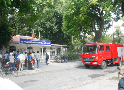 Cháy lớn ở Trung tâm Đăng ký quyền sử dụng đất TP Huế