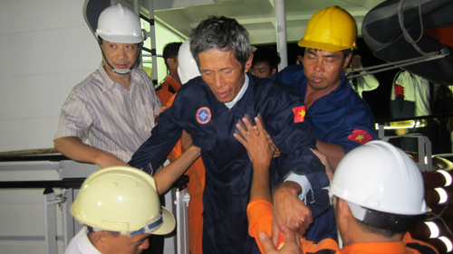 Vụ tàu hàng Singapore đâm tàu cá: Ký ức kinh hoàng