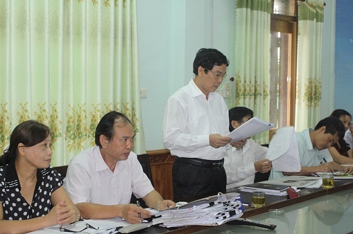 Lúng túng giải quyết vụ cô giáo làng xin lại tên tuổi