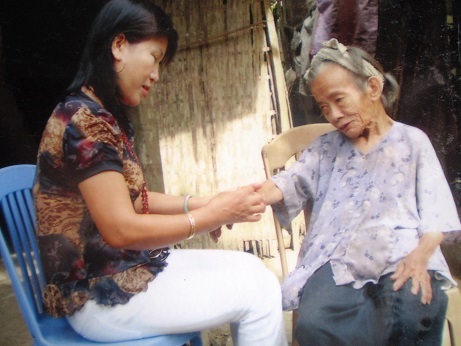 Cảm động vợ chồng nhà giáo nghèo viết nên cổ tích dưới chân núi Dương Bồ