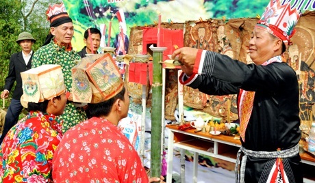 Kỳ lạ nghi lễ trở thành đàn ông của người Dao