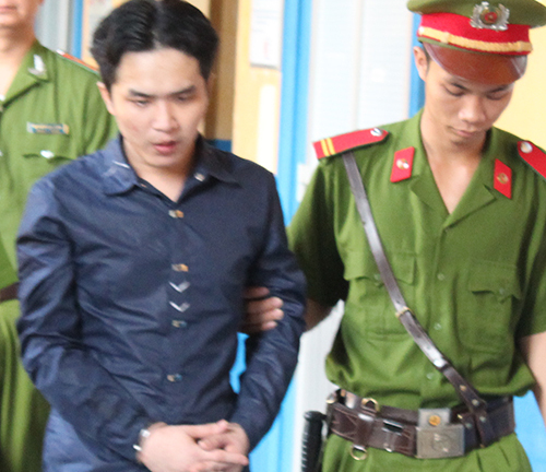 Say bồ đà, điên loạn giết hại 2 trẻ sơ sinh