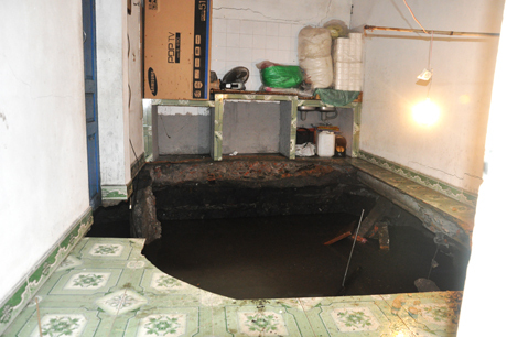 Đi tìm lời giải cho hiểm họa “hố tử thần”