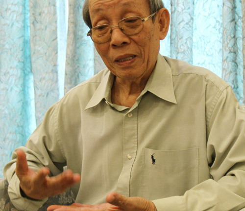 Phụ huynh, học sinh “giật mình”, chuyên gia giáo dục ái ngại