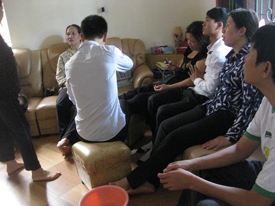 Những tiếng gào khóc thảm thương trong gia đình ông PGĐ