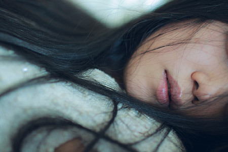 Ham một cốc chè, cô bị ... cháu họ 