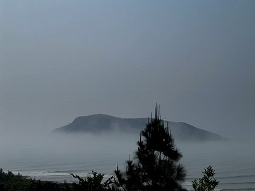 Những điều chưa biết về Vũng Chùa – Đảo Yến