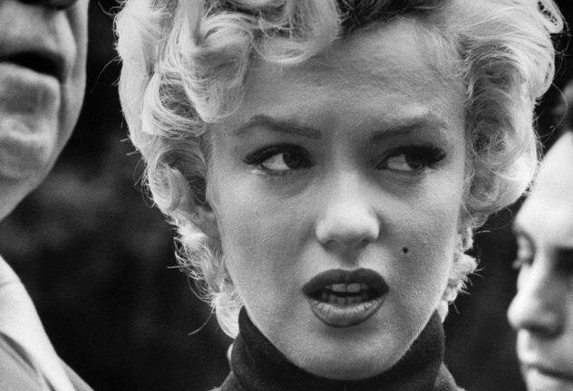 Chùm ảnh: Đằng sau ánh hào quang của Marilyn Monroe