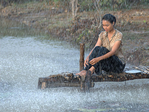 Sao Việt giàn giụa nước mắt trên phim