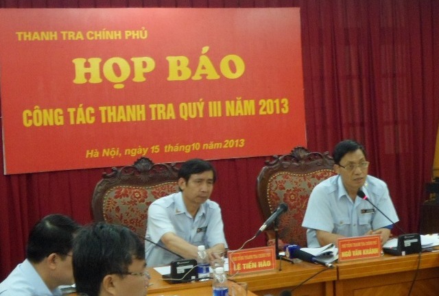 Thực hư EVN đưa biệt thự, bể bơi, sân tenis vào giá điện