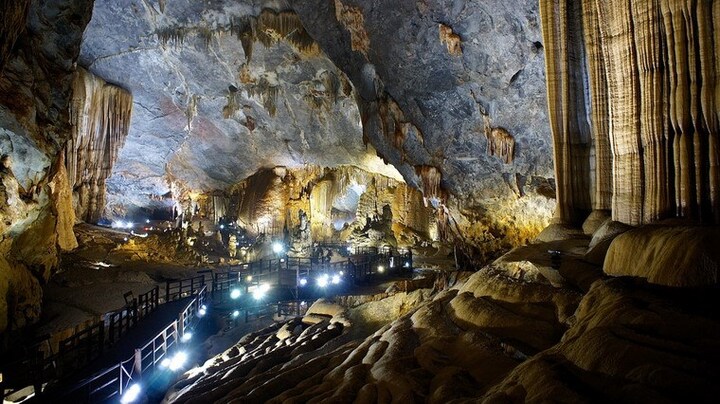 Vẻ đẹp huyền ảo của động Phong Nha