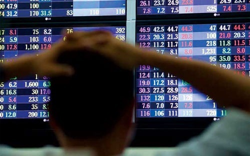 Các công ty chứng khoán đều là con nợ