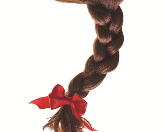 Yêu dáng em buộc tóc 