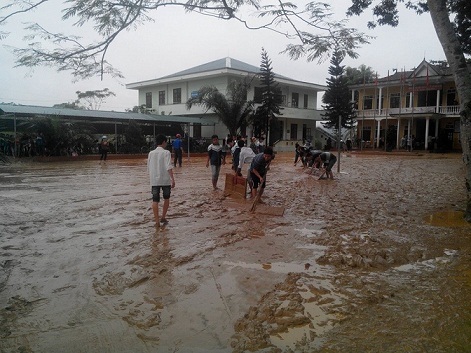 Hương Sơn – Hà Tĩnh: Khắc phục hậu quả sau lũ