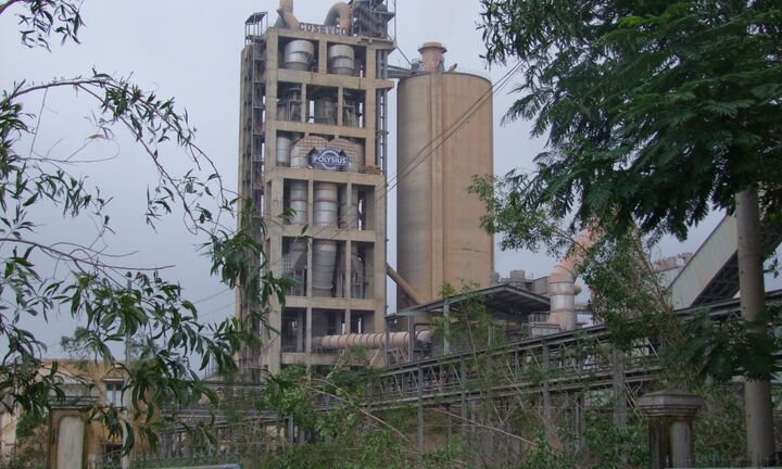 Xi măng Sông Gianh: Một công nhân chết chưa rõ nguyên nhân?