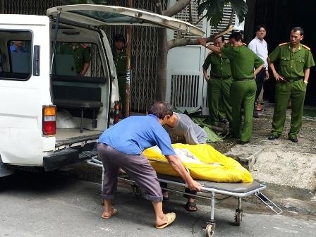 Uẩn khúc quanh vụ tỷ phú Sài thành tạt axít vợ rồi tự thiêu