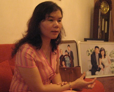 Đâu là sự thật về nhà ngoại cảm Phan Thị Bích Hằng và 4000 hài cốt?