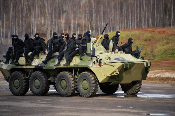 Biệt kích Nga phô diễn sức mạnh tại triển lãm Interpolitex-2013