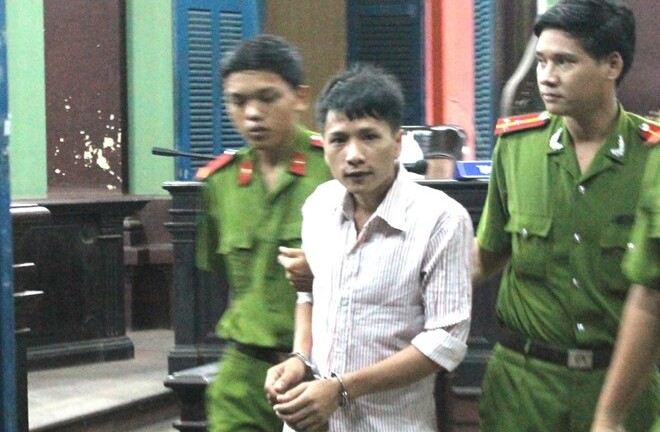 Kẻ cuồng dâm ép nữ sinh làm nô lệ tình dục suốt 5 ngày