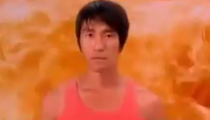 Thưởng thức màn nhảy ngựa cực hài của Châu Tinh Trì