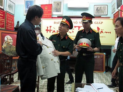 Xúc động chuyện may lễ phục ‘thần tốc’ cuối cùng cho Đại tướng