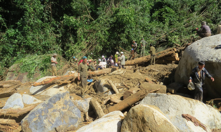 Phú Yên: Nạn nhân cuối cùng trong vụ sạt lở núi chưa được tìm thấy