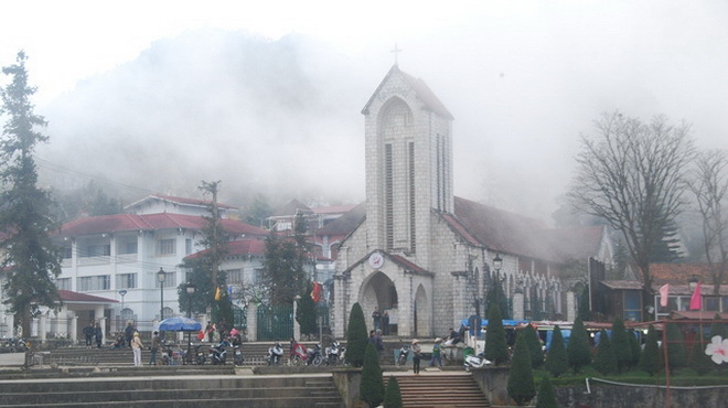 Sa Pa rét đậm rét hại, nhiệt độ giảm xuống 5,8 độ C