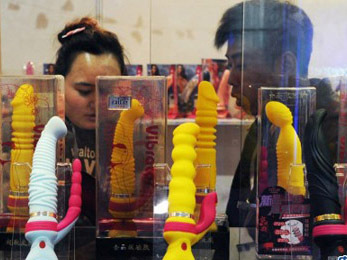 Bi hài người Việt dùng sex toy: 