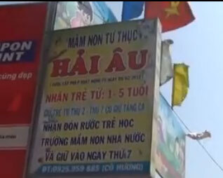 Sốc với giáo viên dạy trẻ bằng... dép, thìa inox