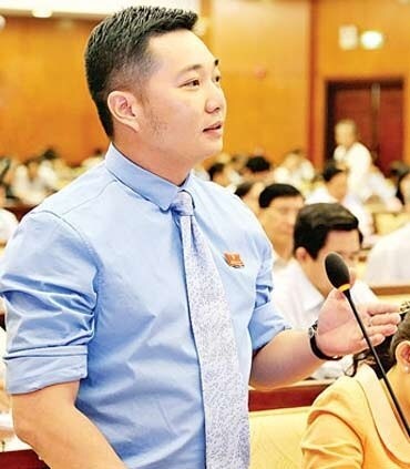 Con trai Bí thư TP.HCM lên chức Phó chủ tịch quận