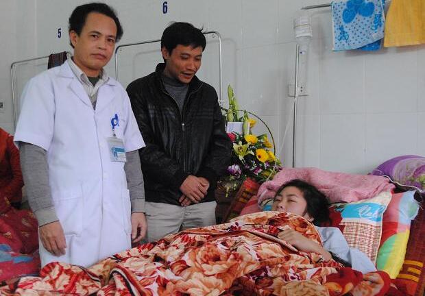 Báo ĐS&PL phối hợp mổ nhân đạo cho bệnh nhân nghèo
